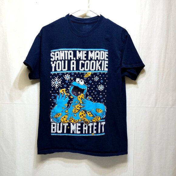 Sesame Street Cookie Monster Santa Christmas Holiday T-Shirt Medium 100% Cotton - Picture 1 of 7